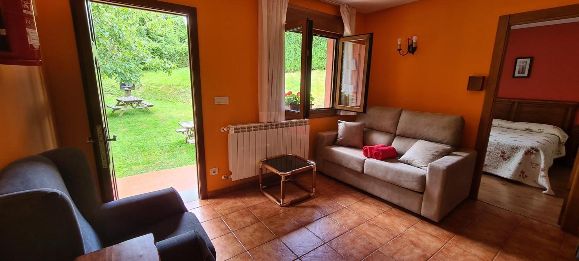 Apartamentos La Corona - Cabrales Carrena de Cabrales Luaran gambar